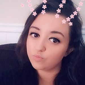 Meet your Posher, Hayley